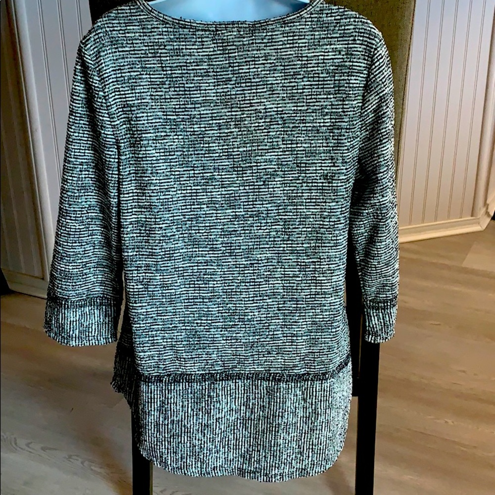 Pullover - Picture 2 of 2